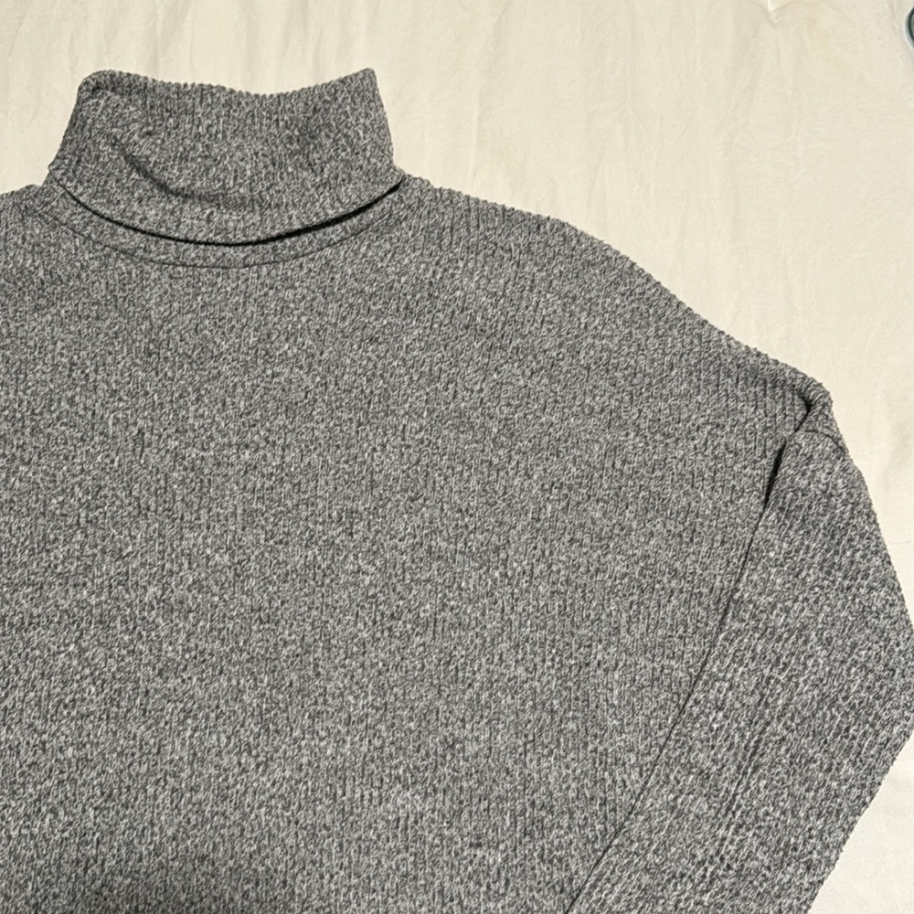 Aerie sweater